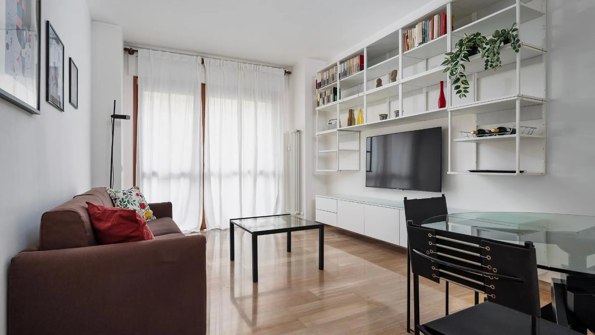 Ferienwohnung New - Roncaglia - M4 Bolivr - Sforza Castel Mailand